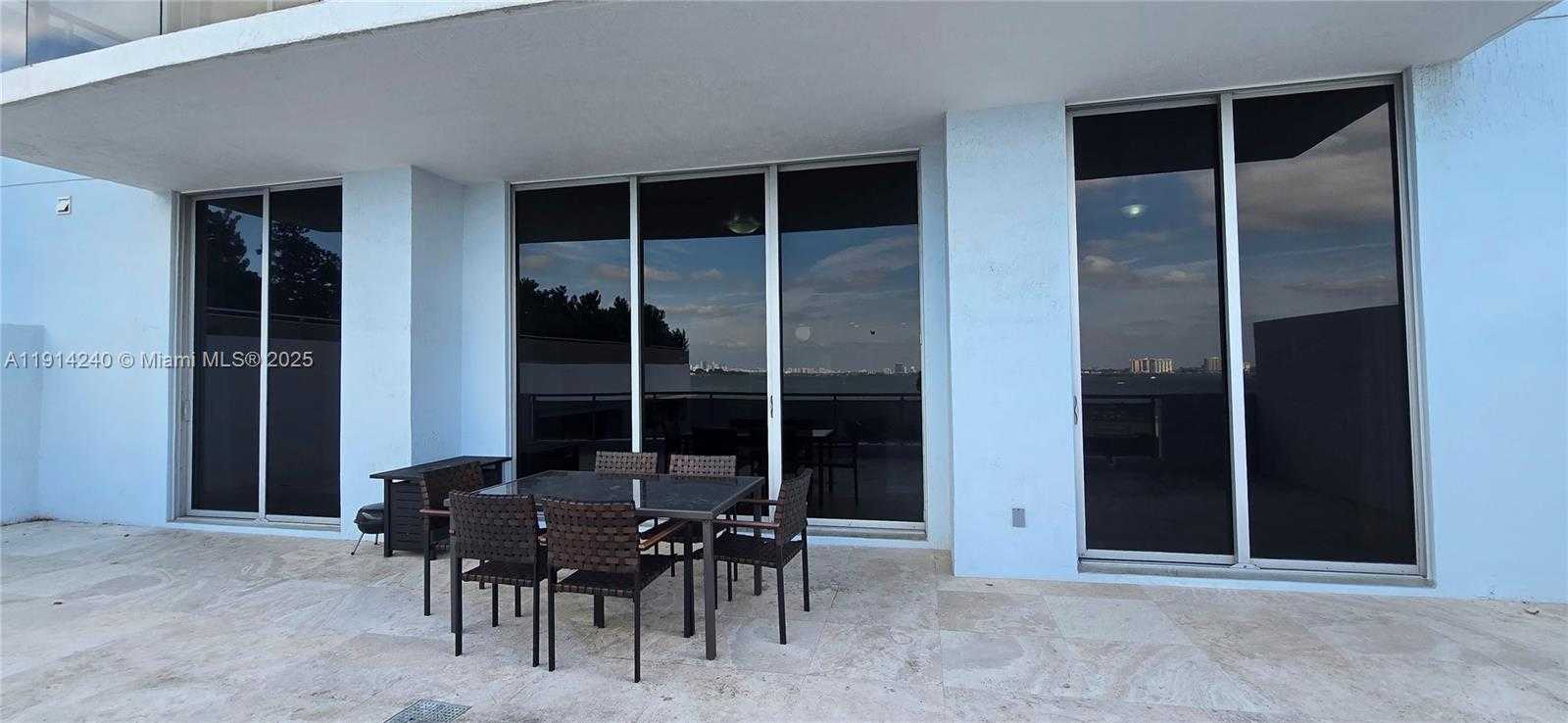 Small Image of 7901 HISPANOLA AVE #607, North Bay Village Number 19