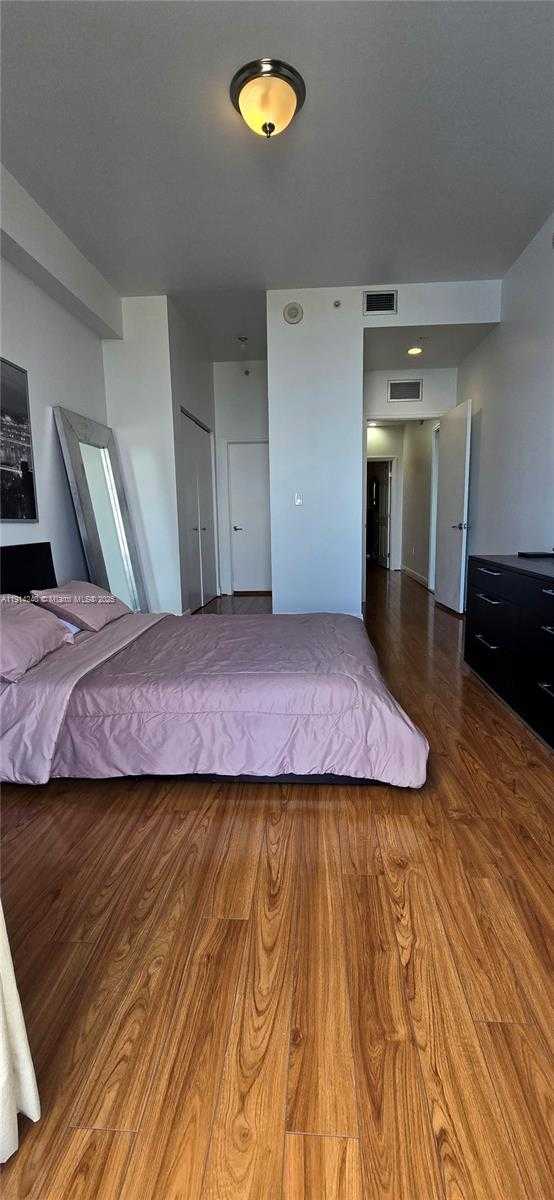 Small Image of 7901 HISPANOLA AVE #607, North Bay Village Number 24