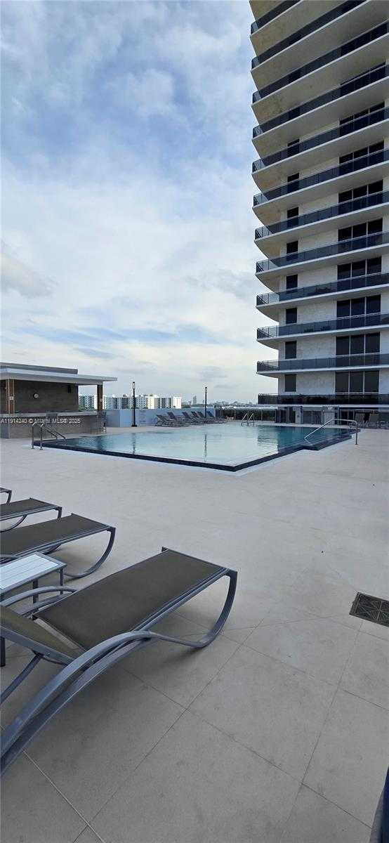 Small Image of 7901 HISPANOLA AVE #607, North Bay Village Number 33