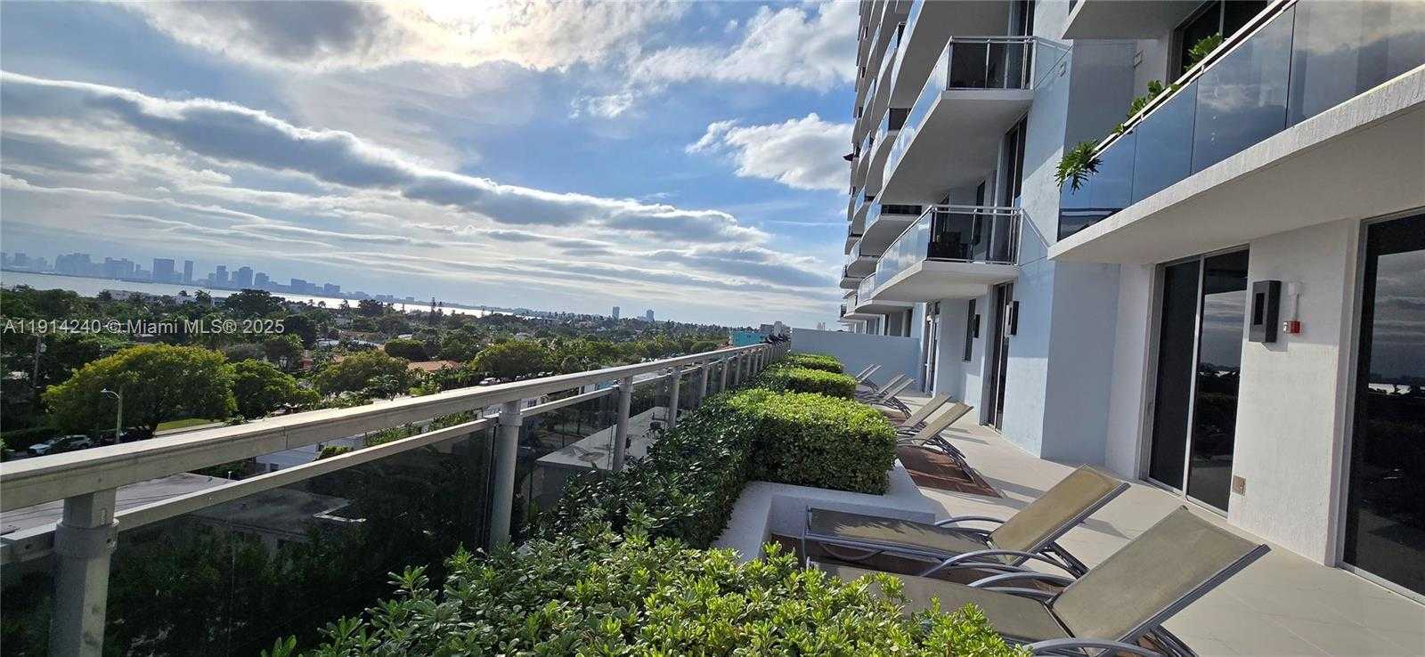 Small Image of 7901 HISPANOLA AVE #607, North Bay Village Number 35