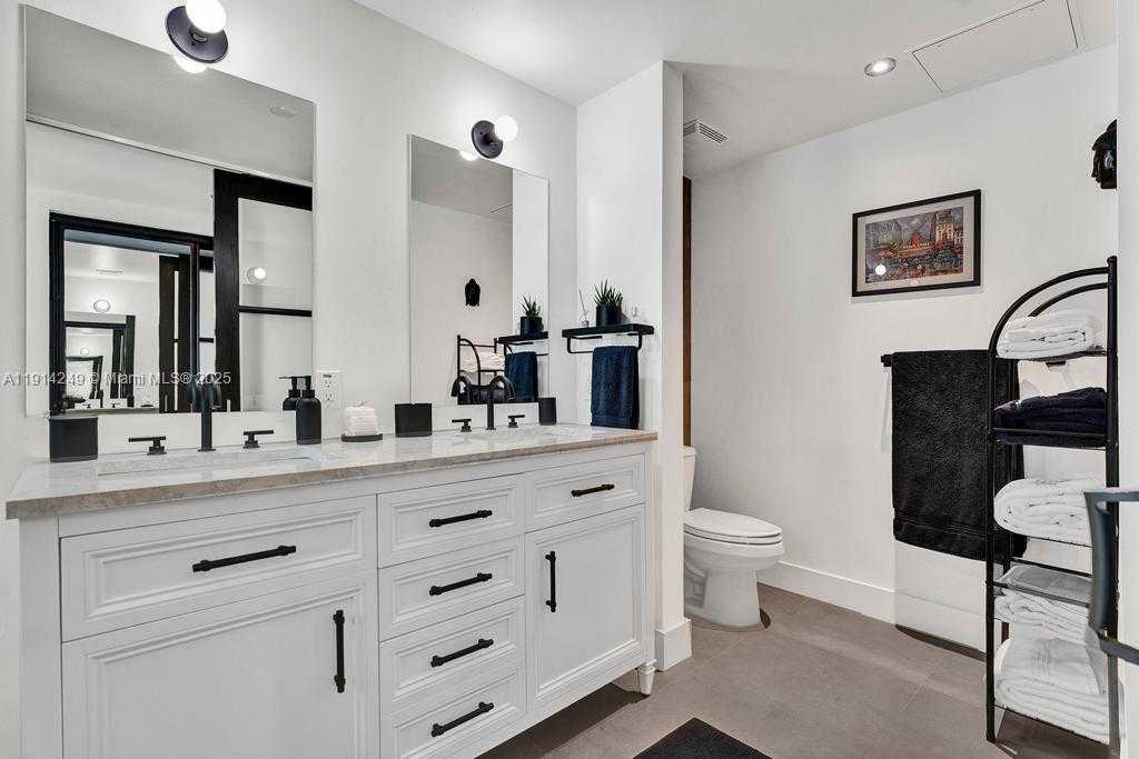 Small Image of 350 SOUTH MIAMI AVE #1502, Miami Number 14