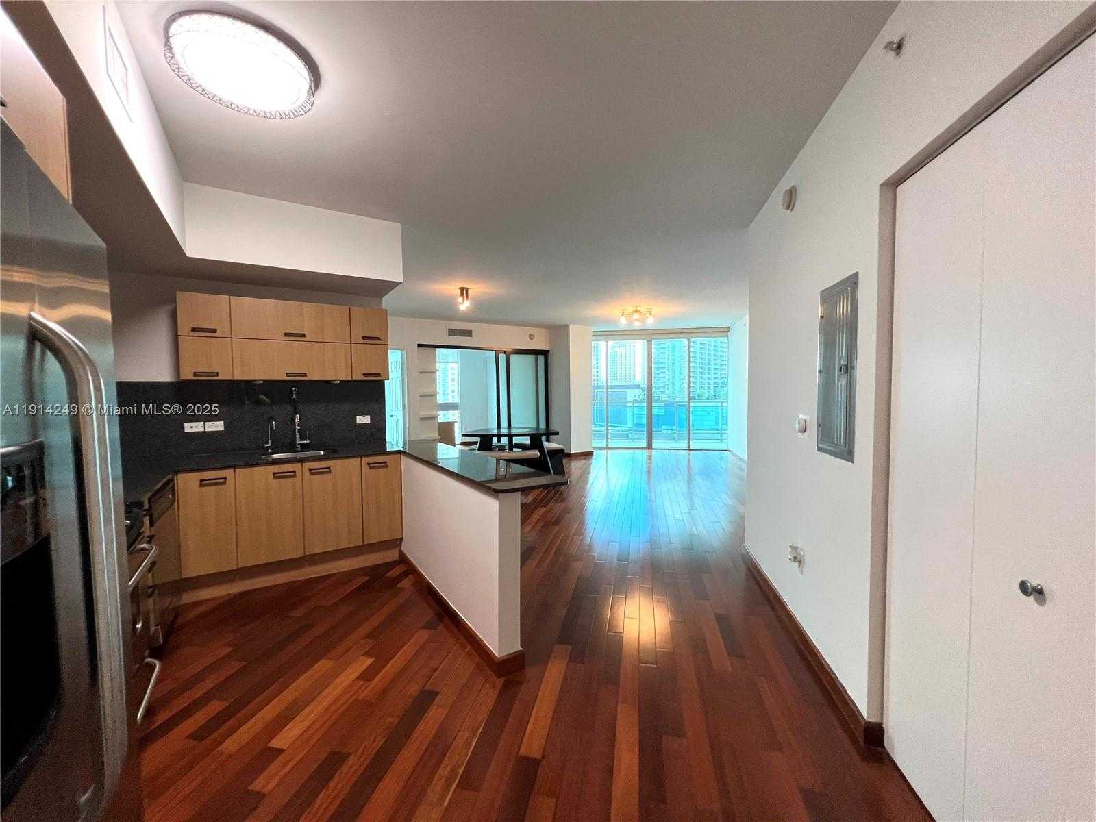 Small Image of 350 SOUTH MIAMI AVE #1502, Miami Number 4