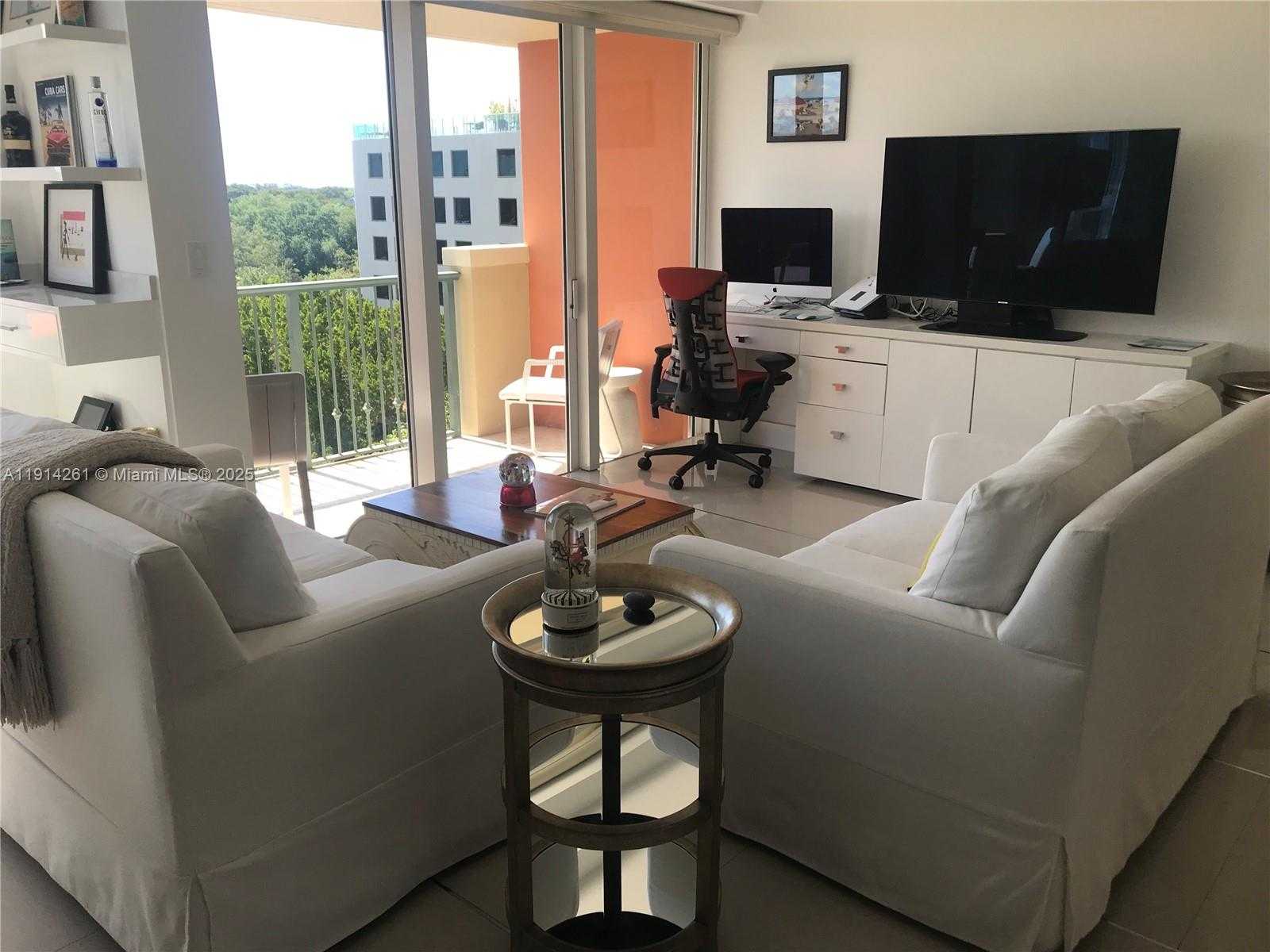 Small Image of 2951 SOUTH BAYSHORE DR #904, Miami Number 11