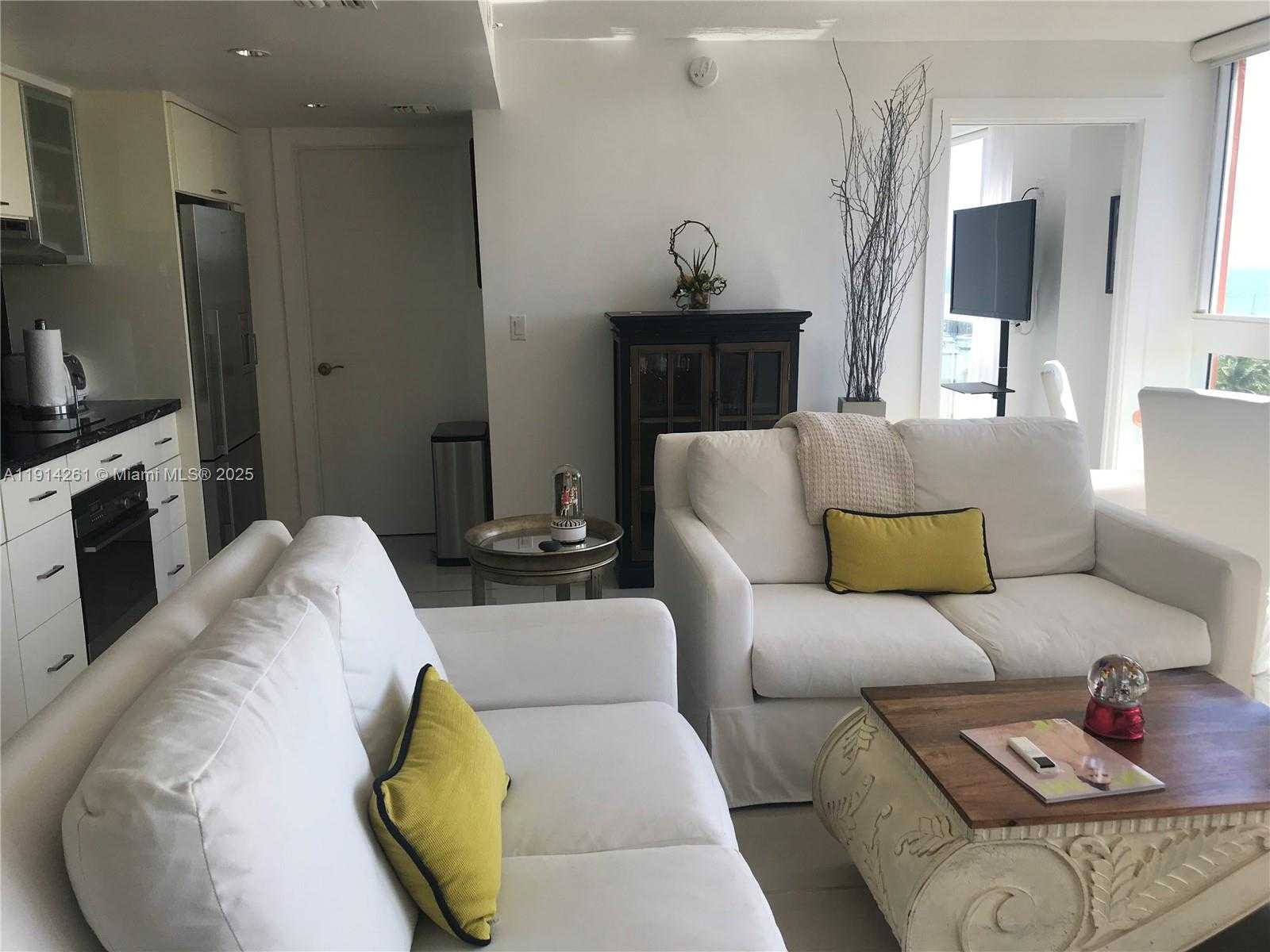 Small Image of 2951 SOUTH BAYSHORE DR #904, Miami Number 12