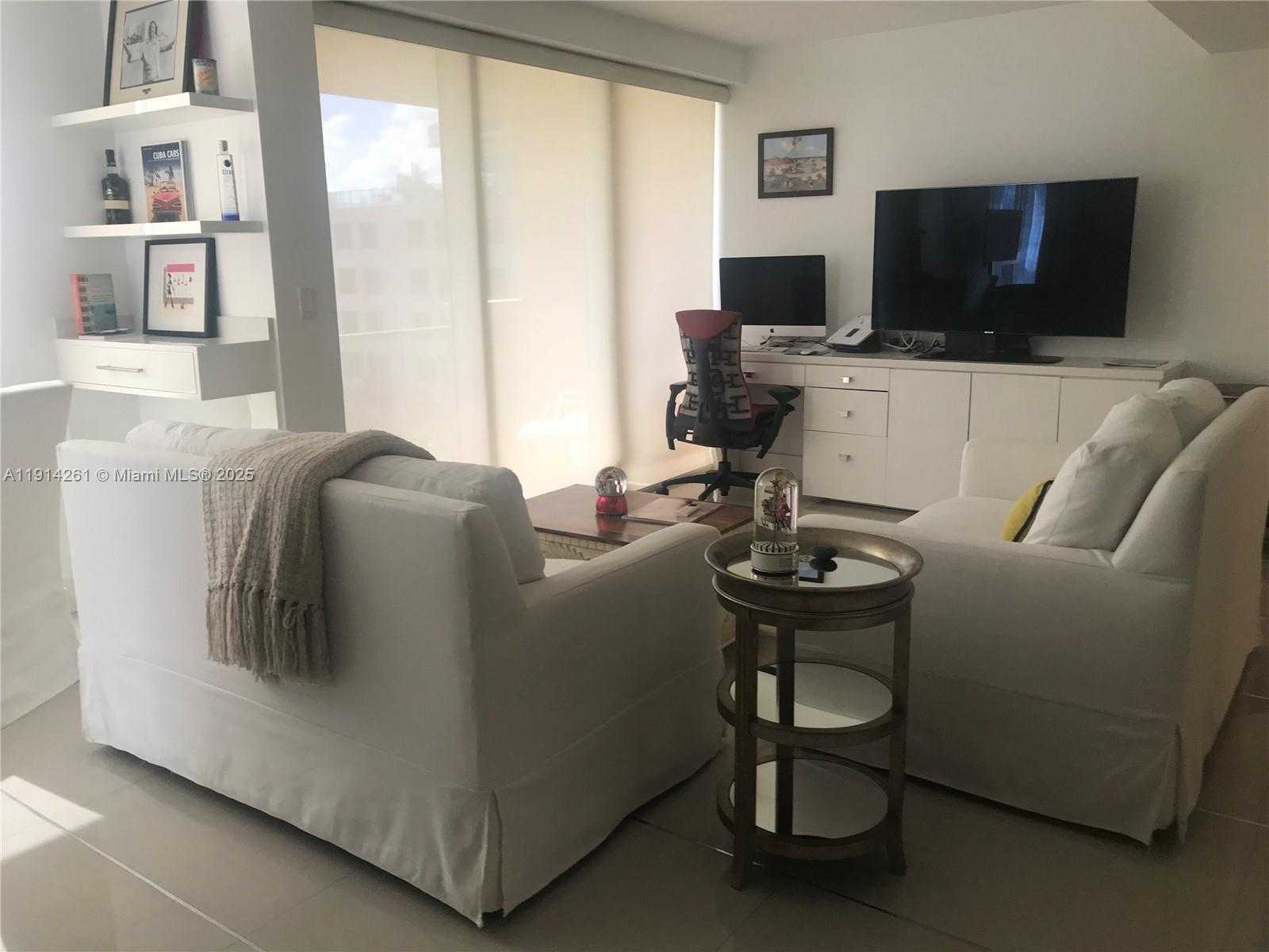 Small Image of 2951 SOUTH BAYSHORE DR #904, Miami Number 17