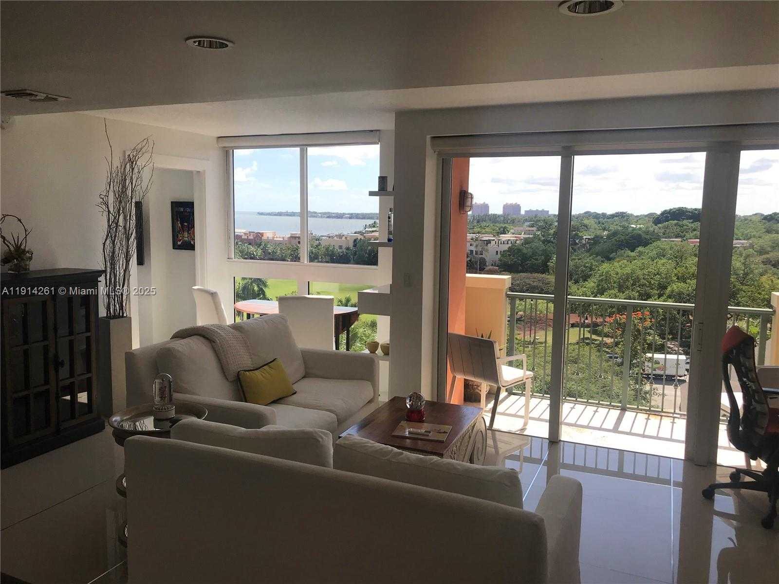 Small Image of 2951 SOUTH BAYSHORE DR #904, Miami Number 6