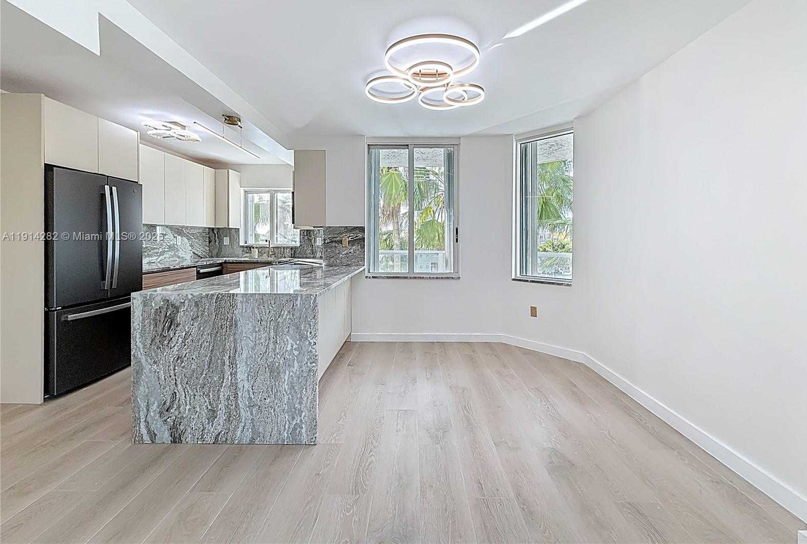 Small Image of 5900 COLLINS AVE #508, Miami Beach Number 10