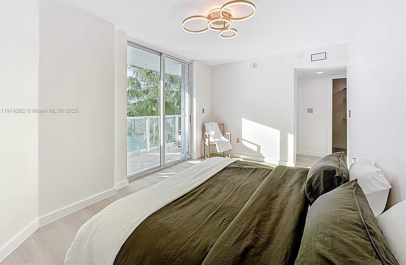 Small Image of 5900 COLLINS AVE #508, Miami Beach Number 19