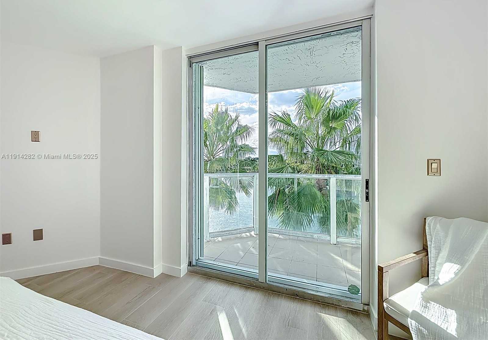 Small Image of 5900 COLLINS AVE #508, Miami Beach Number 21