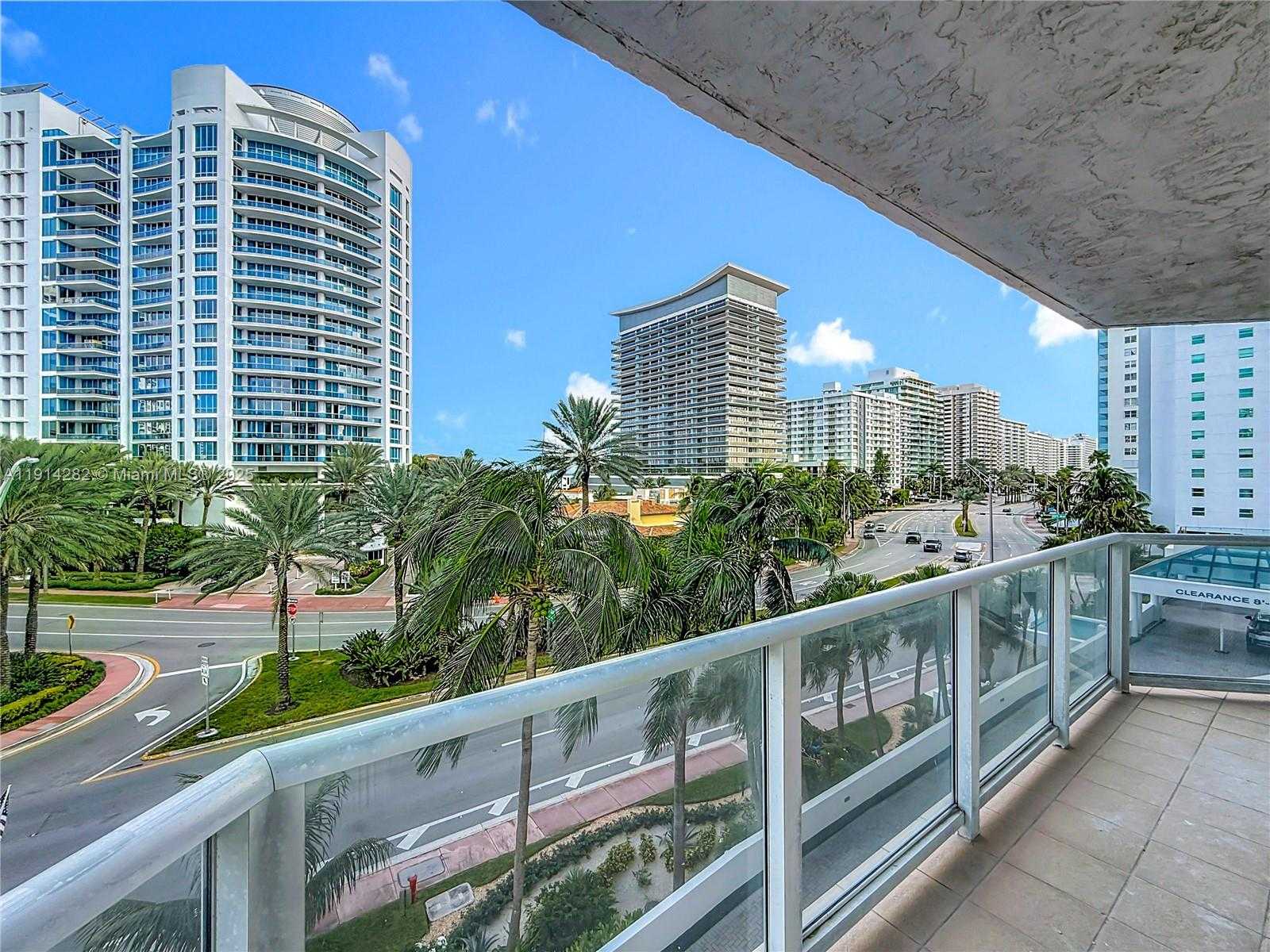 Small Image of 5900 COLLINS AVE #508, Miami Beach Number 28