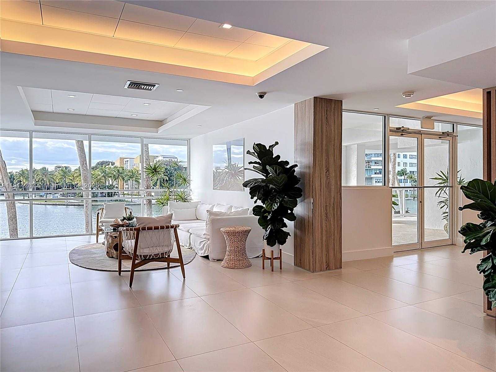 Small Image of 5900 COLLINS AVE #508, Miami Beach Number 29