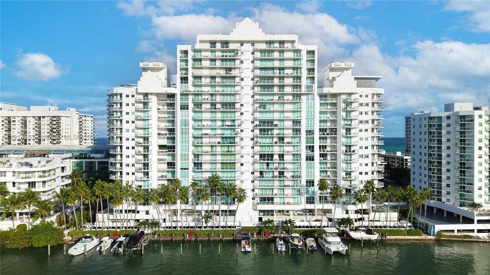 Small Image of 5900 COLLINS AVE #508, Miami Beach Number 37