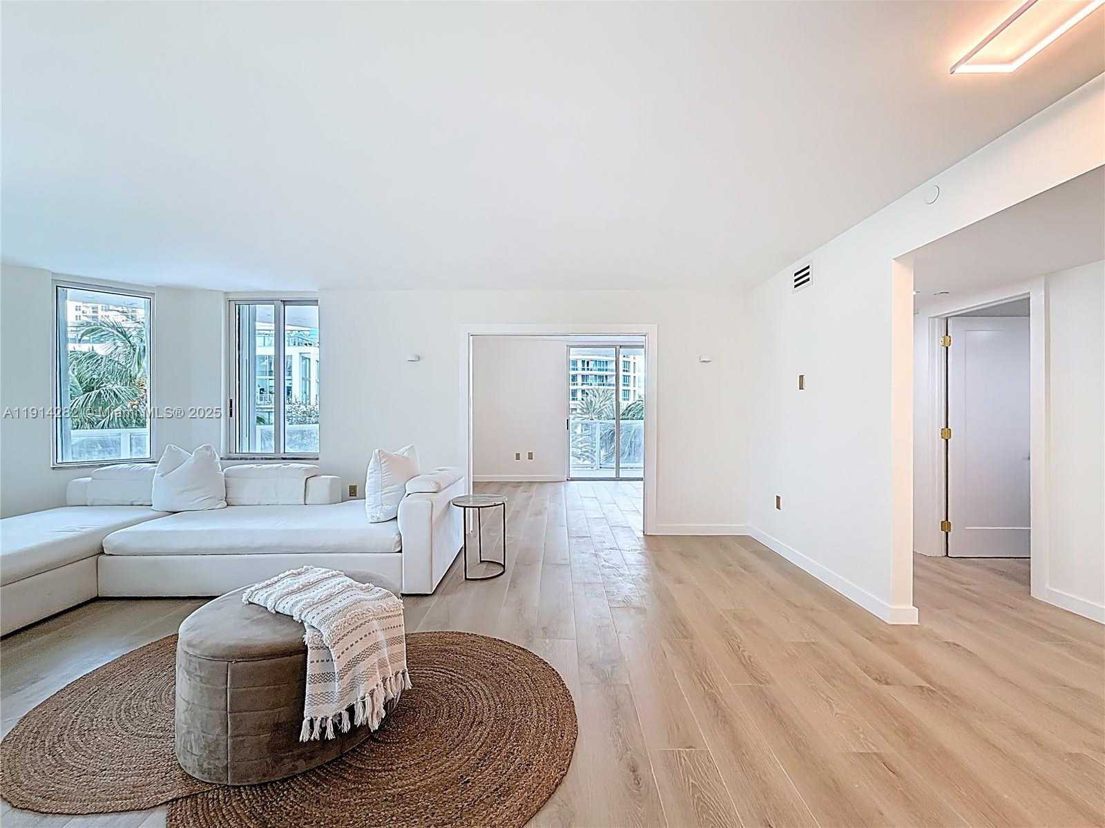 Small Image of 5900 COLLINS AVE #508, Miami Beach Number 7