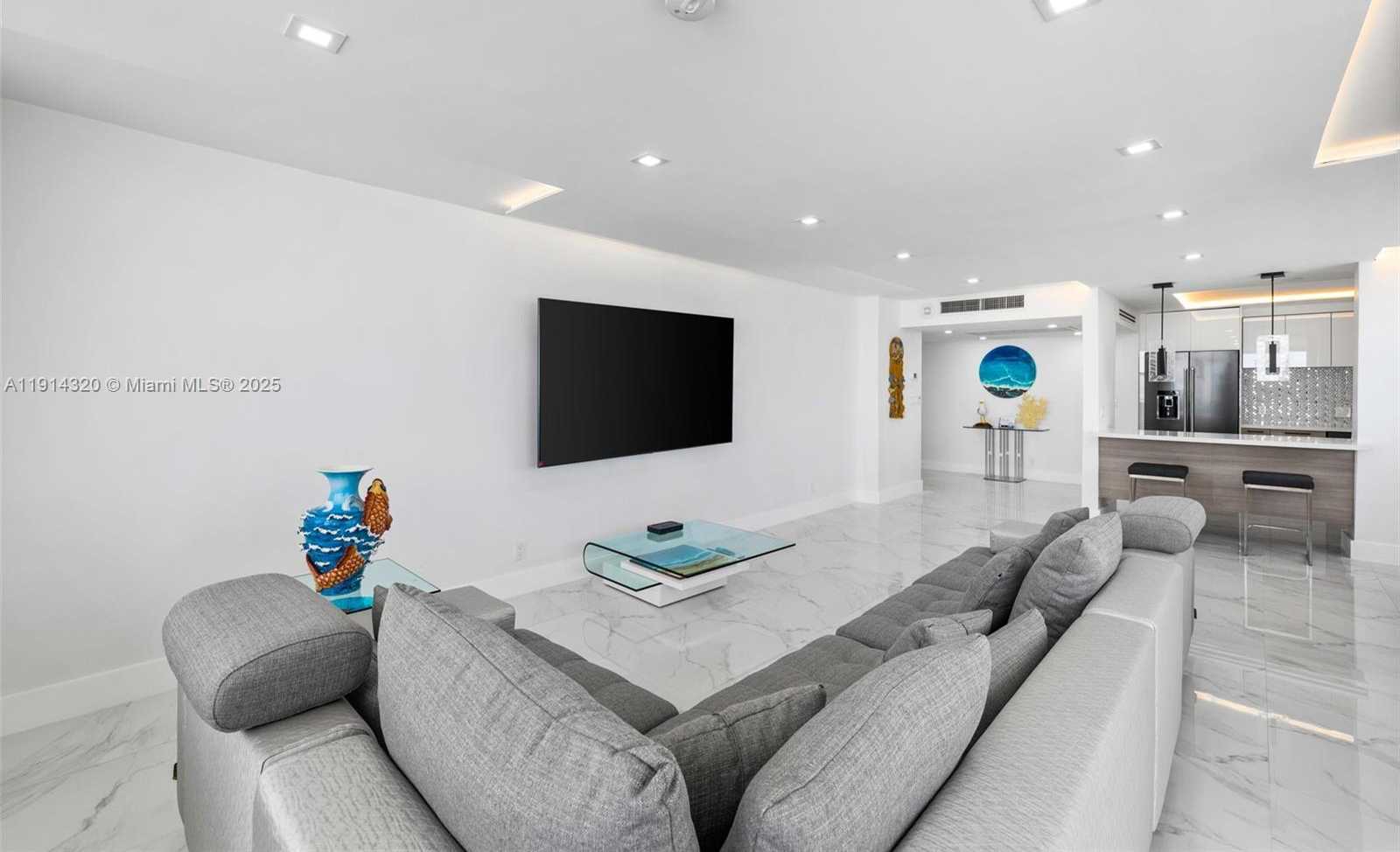 Small Image of 3180 SOUTH OCEAN DR #1408, Hallandale Beach Number 21