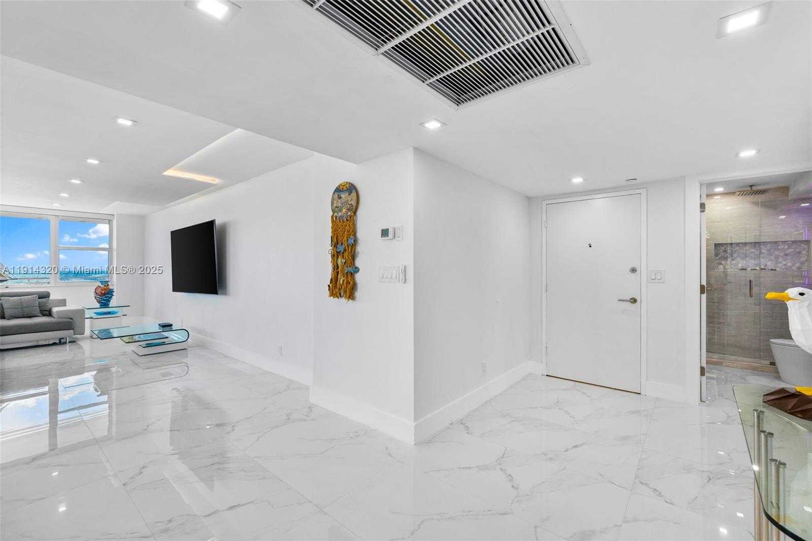 Small Image of 3180 SOUTH OCEAN DR #1408, Hallandale Beach Number 24