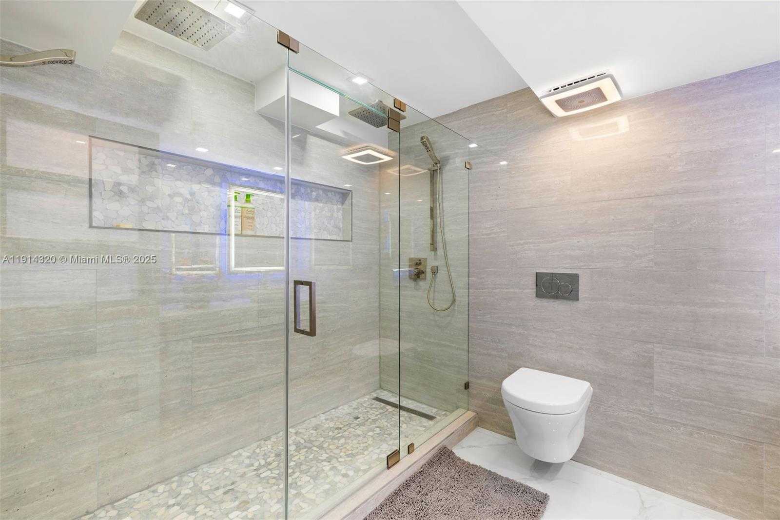 Small Image of 3180 SOUTH OCEAN DR #1408, Hallandale Beach Number 28