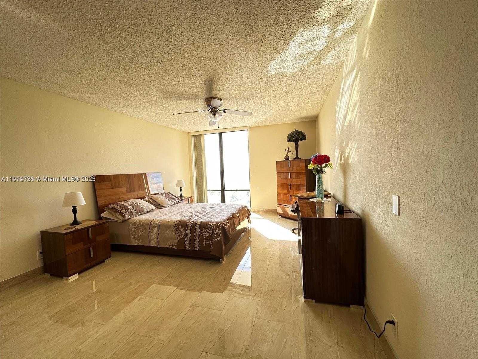 Small Image of 1600 SOUTH OCEAN DR #12C, Hollywood Number 17