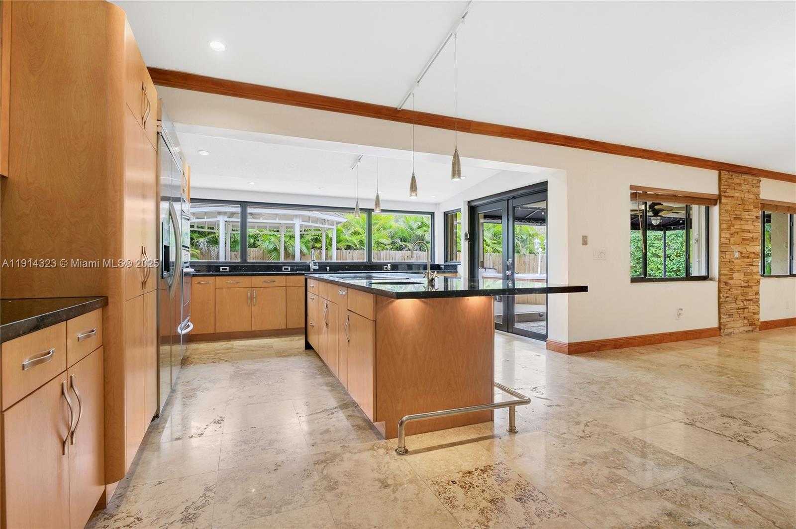 Small Image of 8035 SOUTH WEST 89TH CT #n/a, Miami Number 10