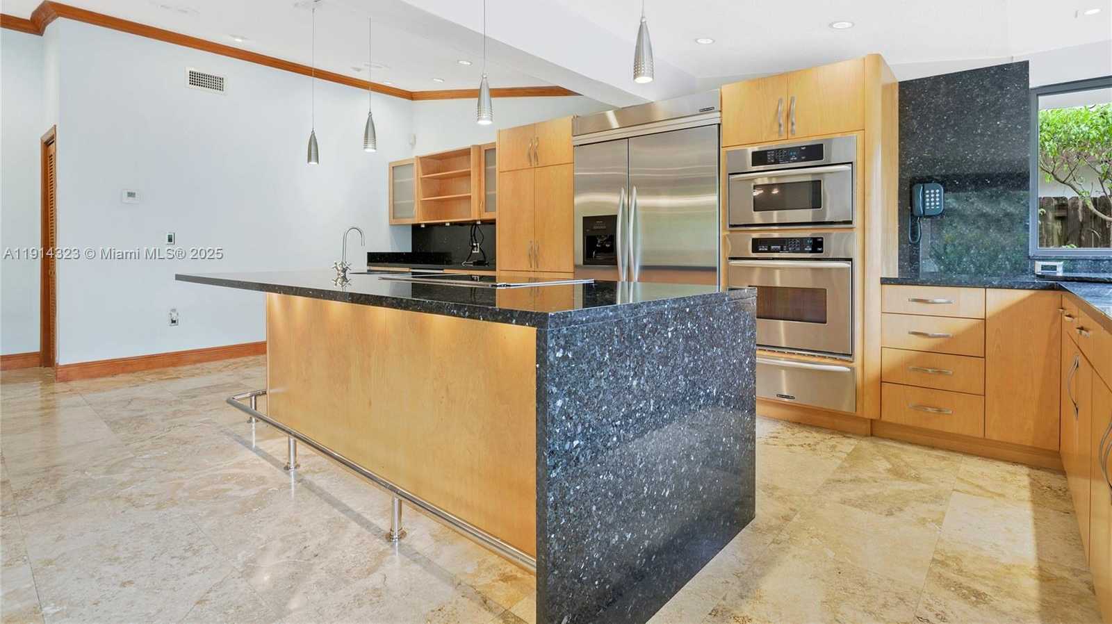 Small Image of 8035 SOUTH WEST 89TH CT #n/a, Miami Number 11