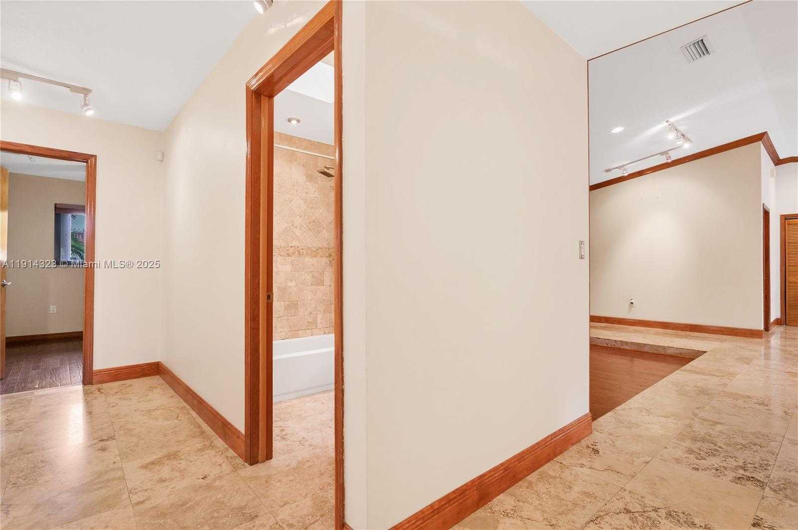 Small Image of 8035 SOUTH WEST 89TH CT #n/a, Miami Number 18