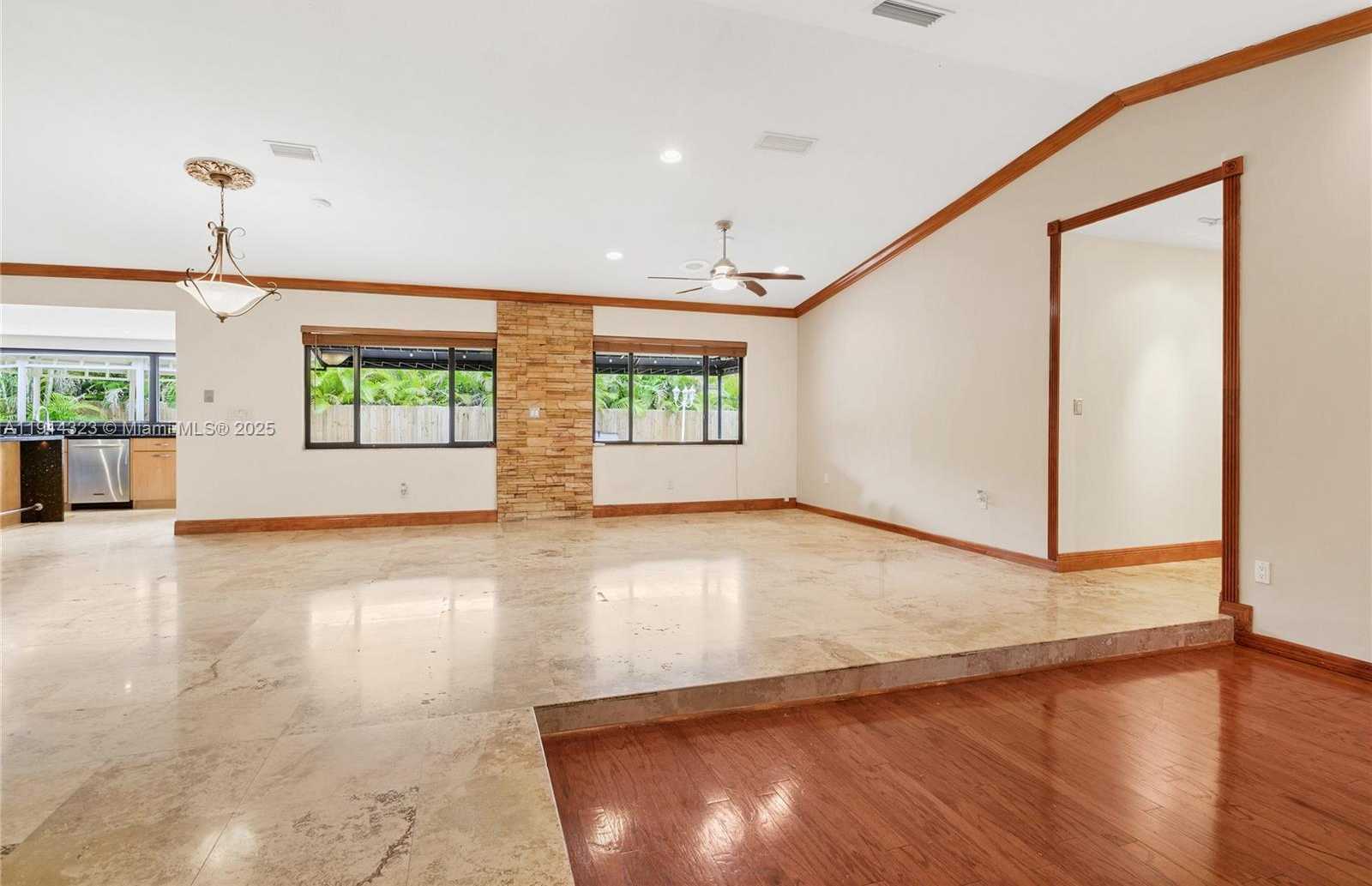 Small Image of 8035 SOUTH WEST 89TH CT #n/a, Miami Number 4