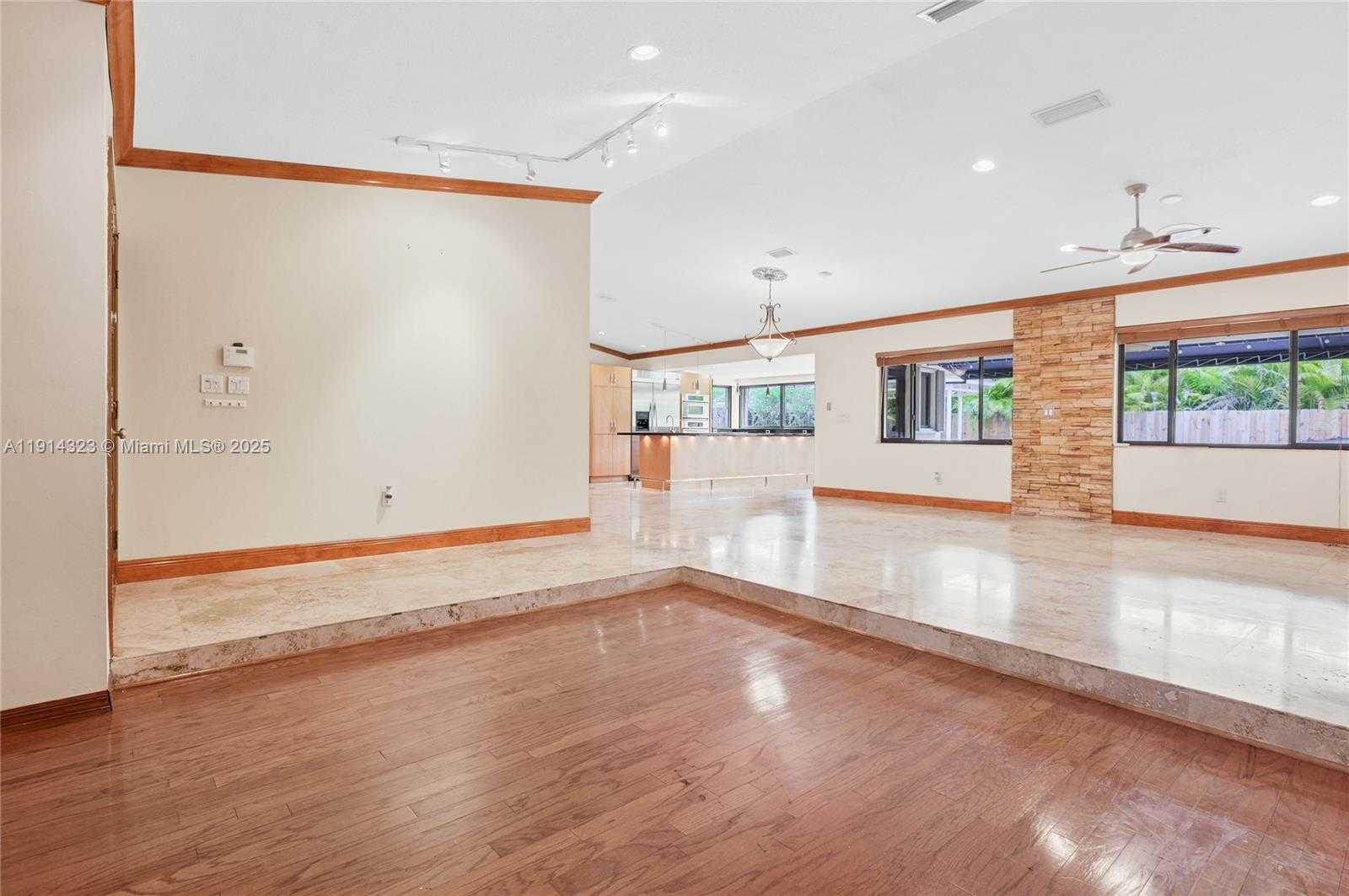 Small Image of 8035 SOUTH WEST 89TH CT #n/a, Miami Number 5