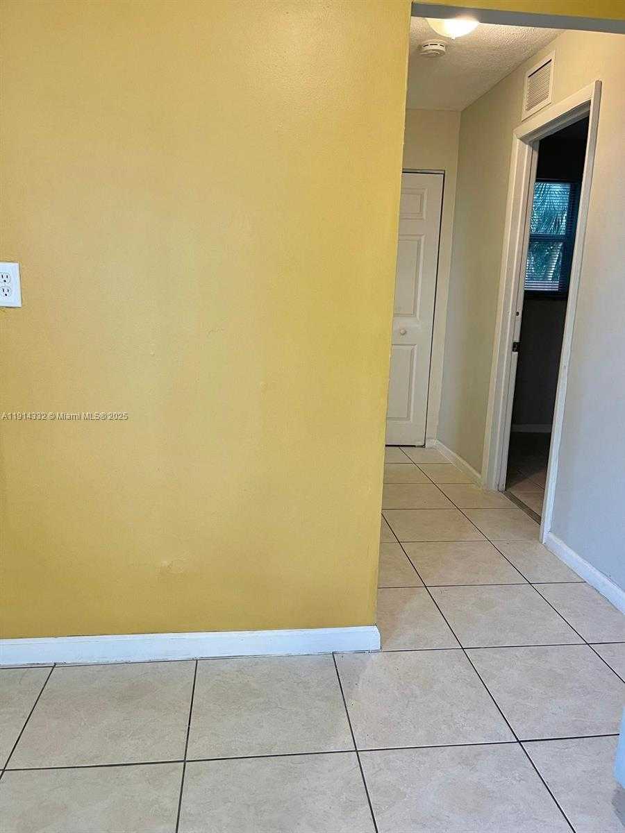 Small Image of 428 NORTH WEST 16TH AVE, Fort Lauderdale Number 5