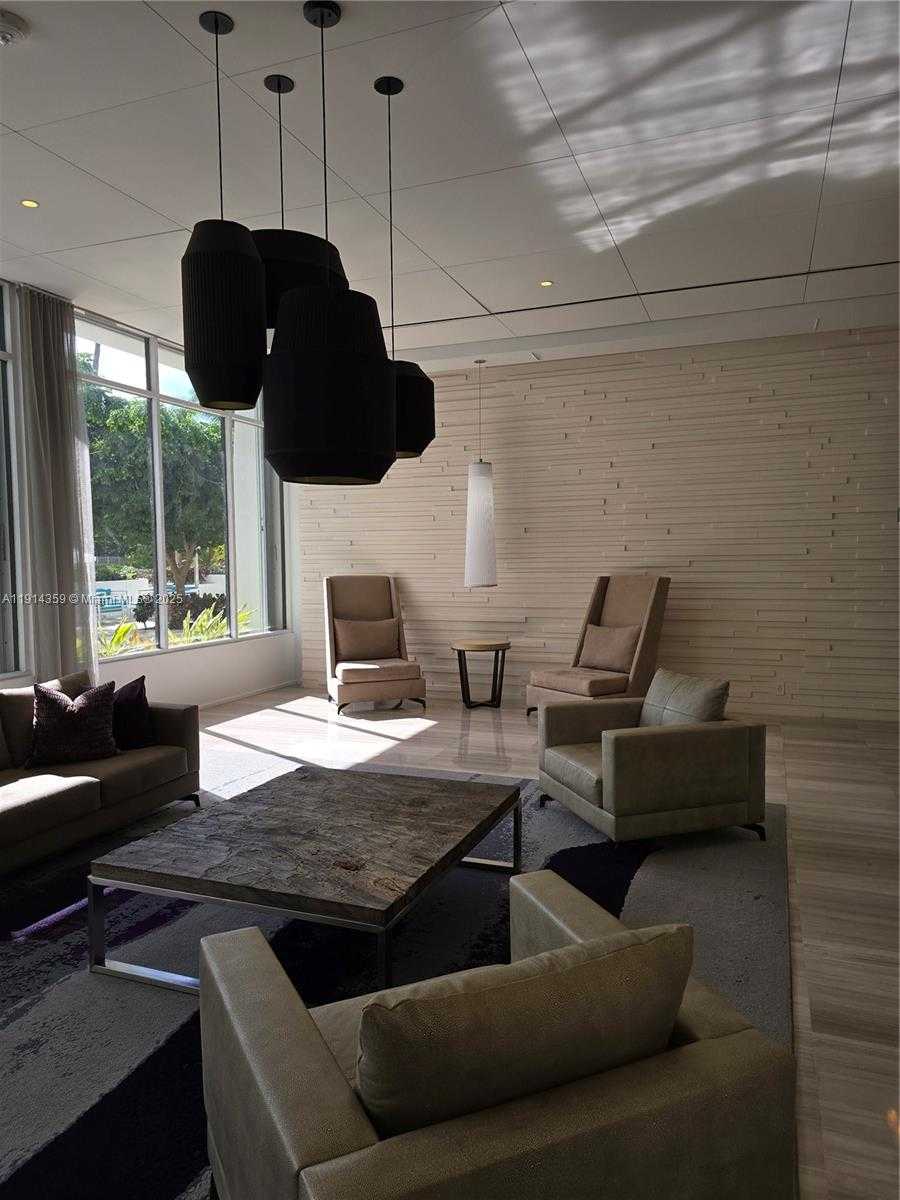 Small Image of 100 BAYVIEW DR #1420, Sunny Isles Beach Number 33