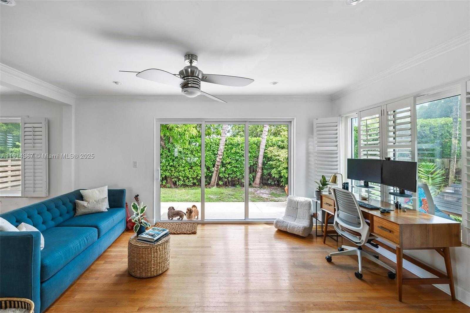 Small Image of 9025 DICKENS AVE, Surfside Number 11