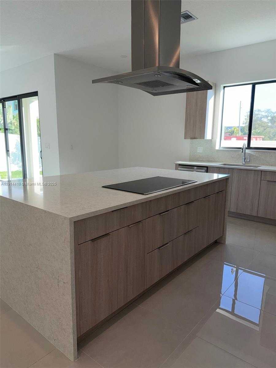 Small Image of 1438 SOUTH WEST 23RD ST, Fort Lauderdale Number 16