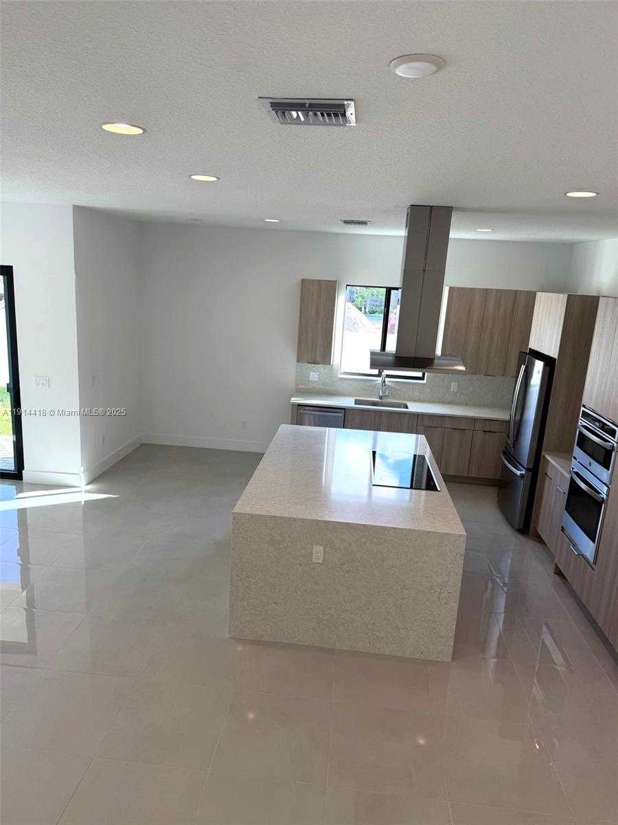 Small Image of 1438 SOUTH WEST 23RD ST, Fort Lauderdale Number 17