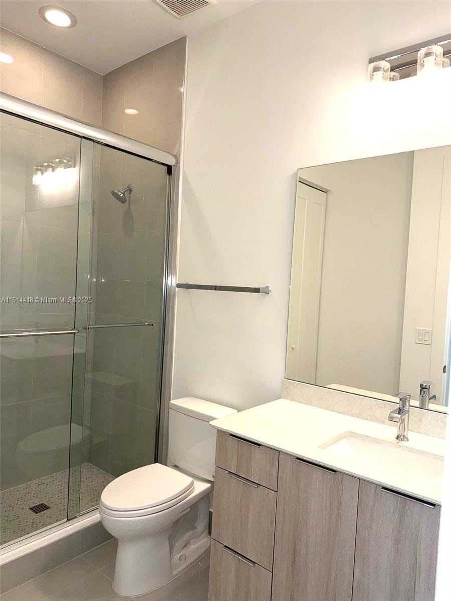 Small Image of 1438 SOUTH WEST 23RD ST, Fort Lauderdale Number 23