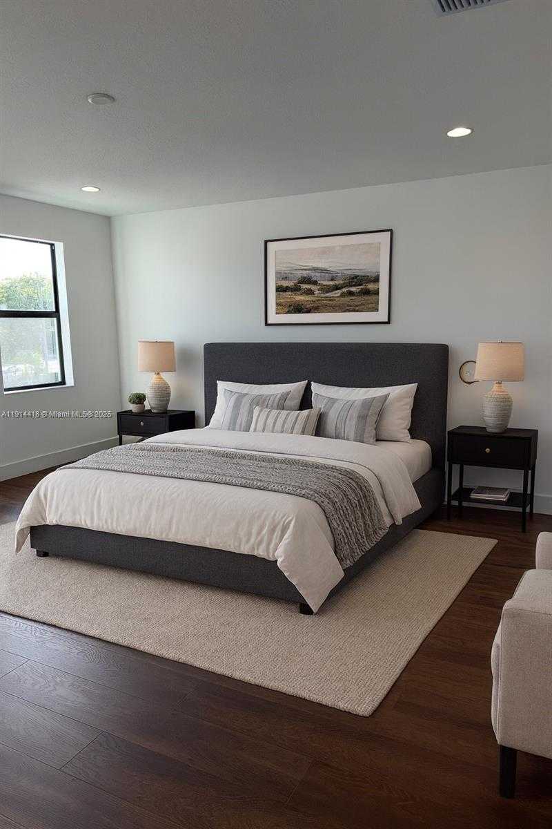 Small Image of 1438 SOUTH WEST 23RD ST, Fort Lauderdale Number 3