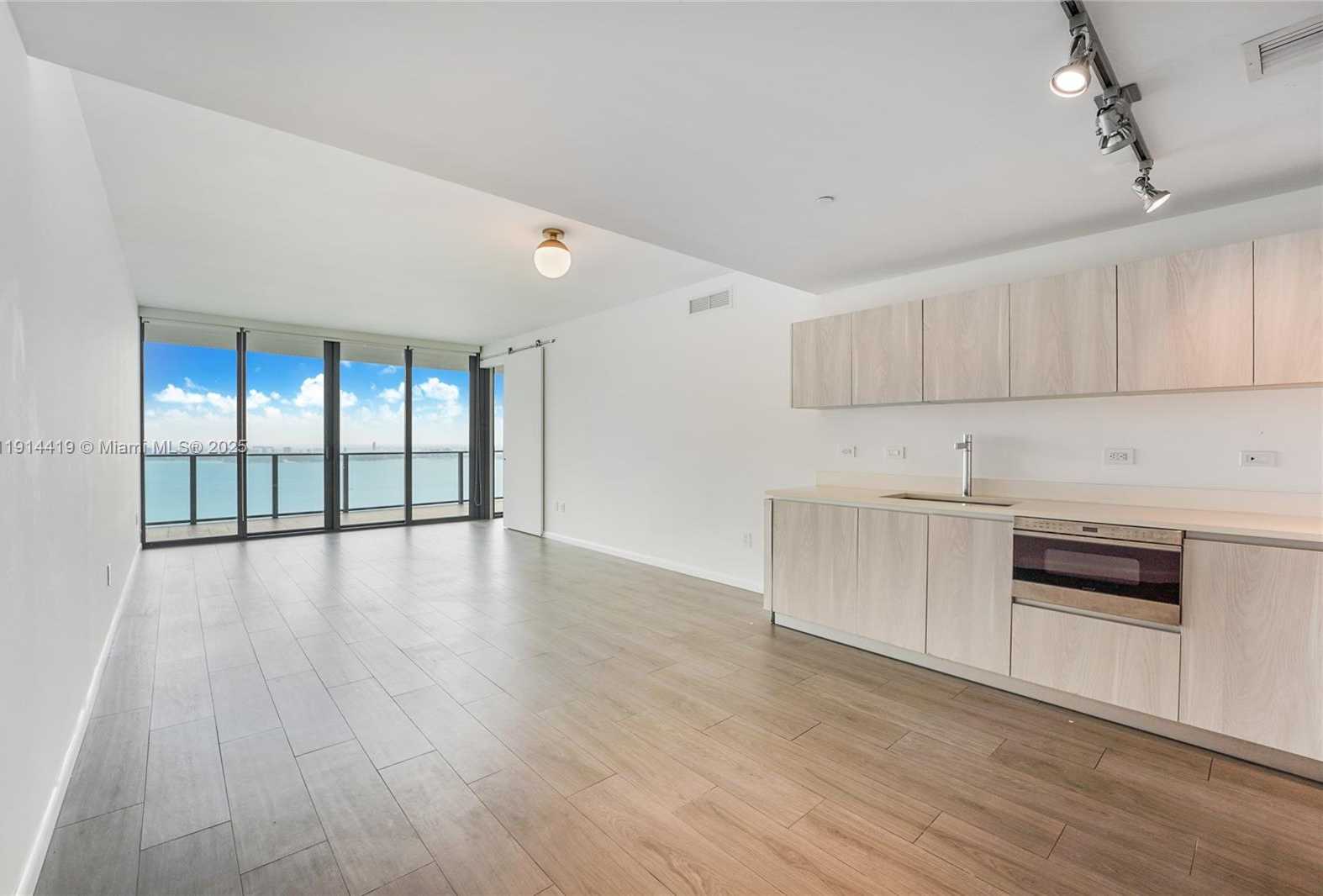 Small Image of 3131 NORTH EAST 7TH AVE #4404, Miami Number 1