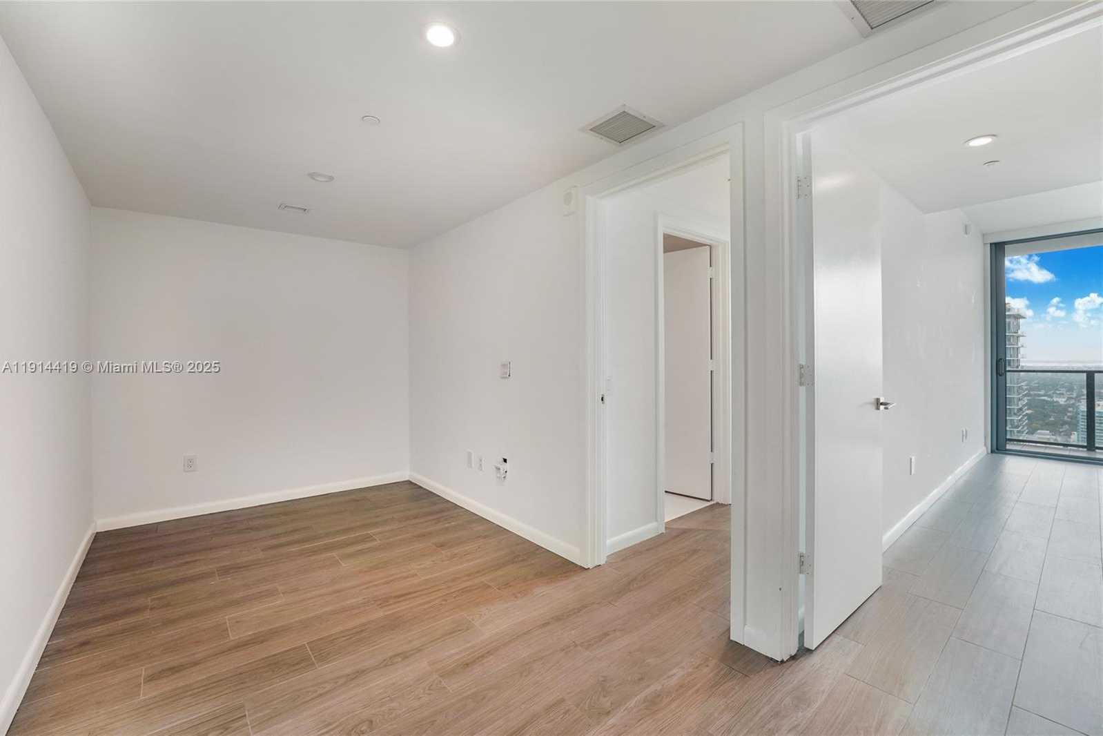 Small Image of 3131 NORTH EAST 7TH AVE #4404, Miami Number 9