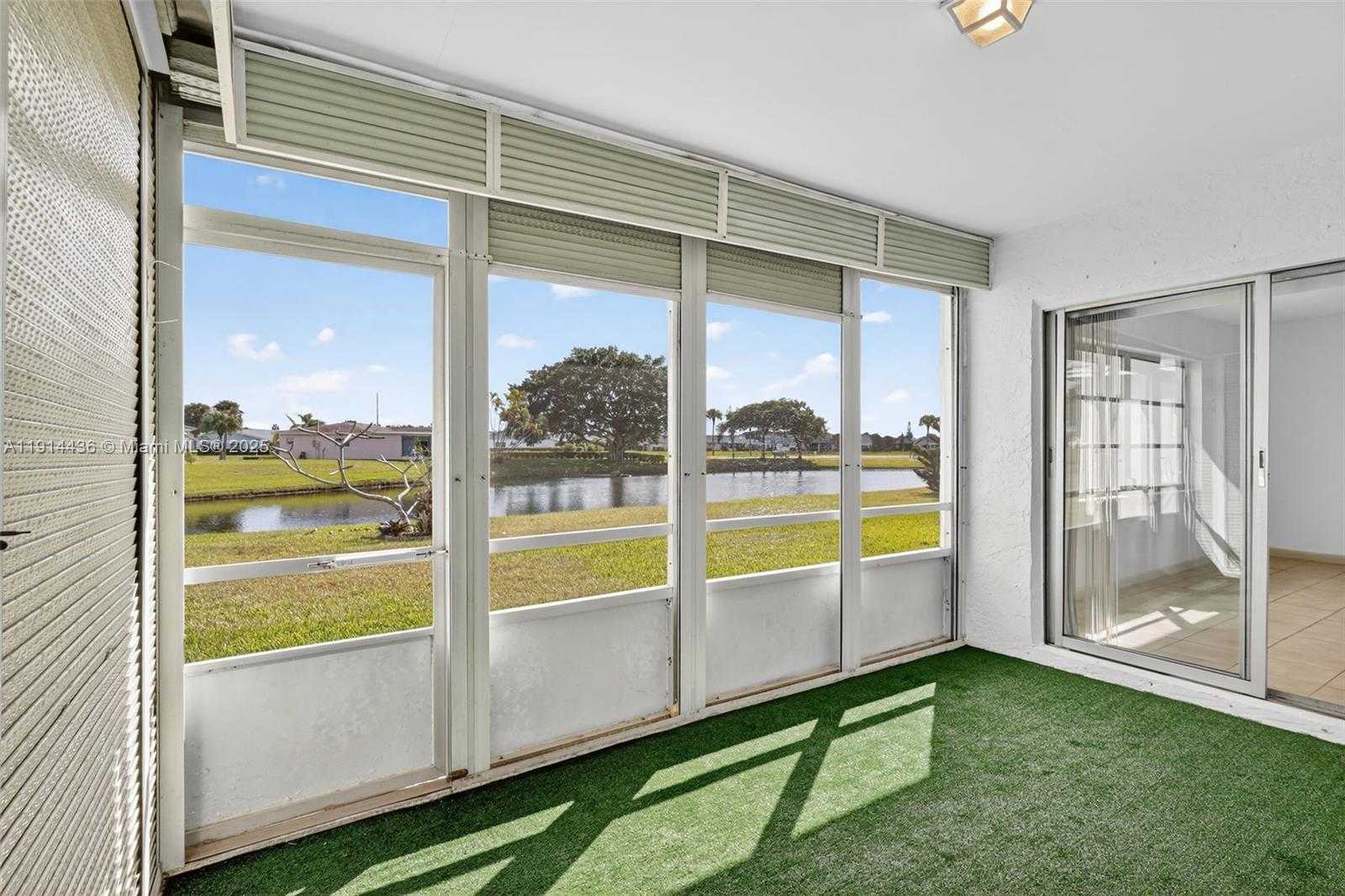 Small Image of 5331 BELLEVILLE RD #., West Palm Beach Number 13