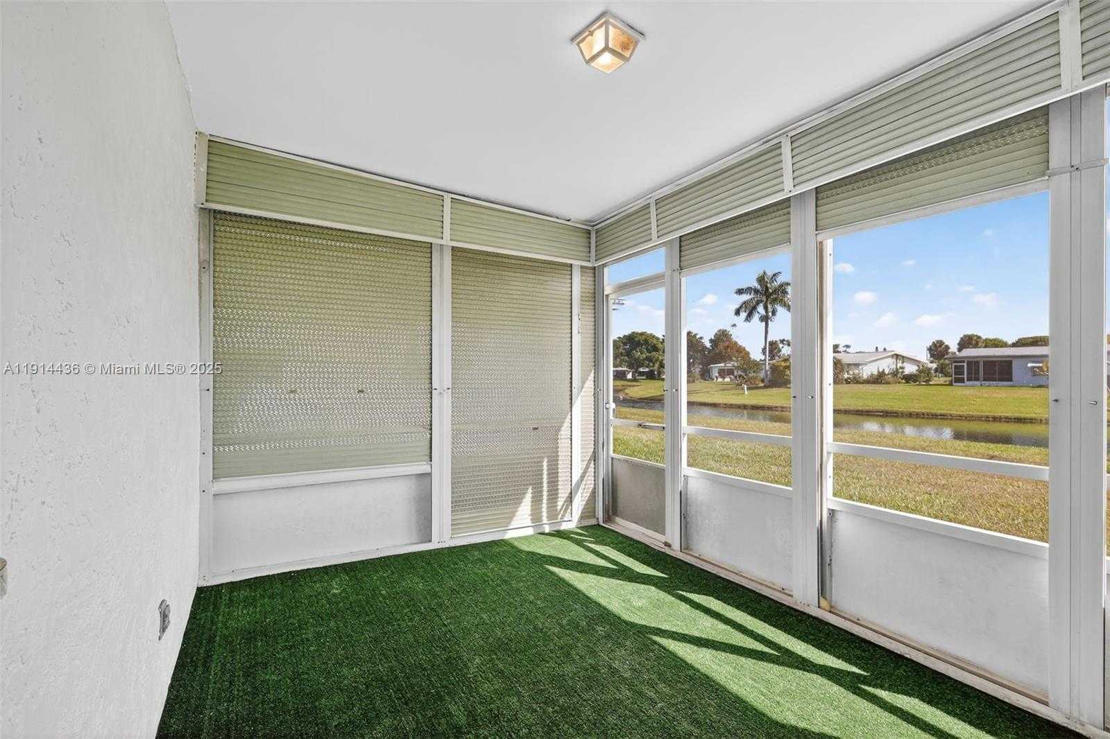 Small Image of 5331 BELLEVILLE RD #., West Palm Beach Number 15