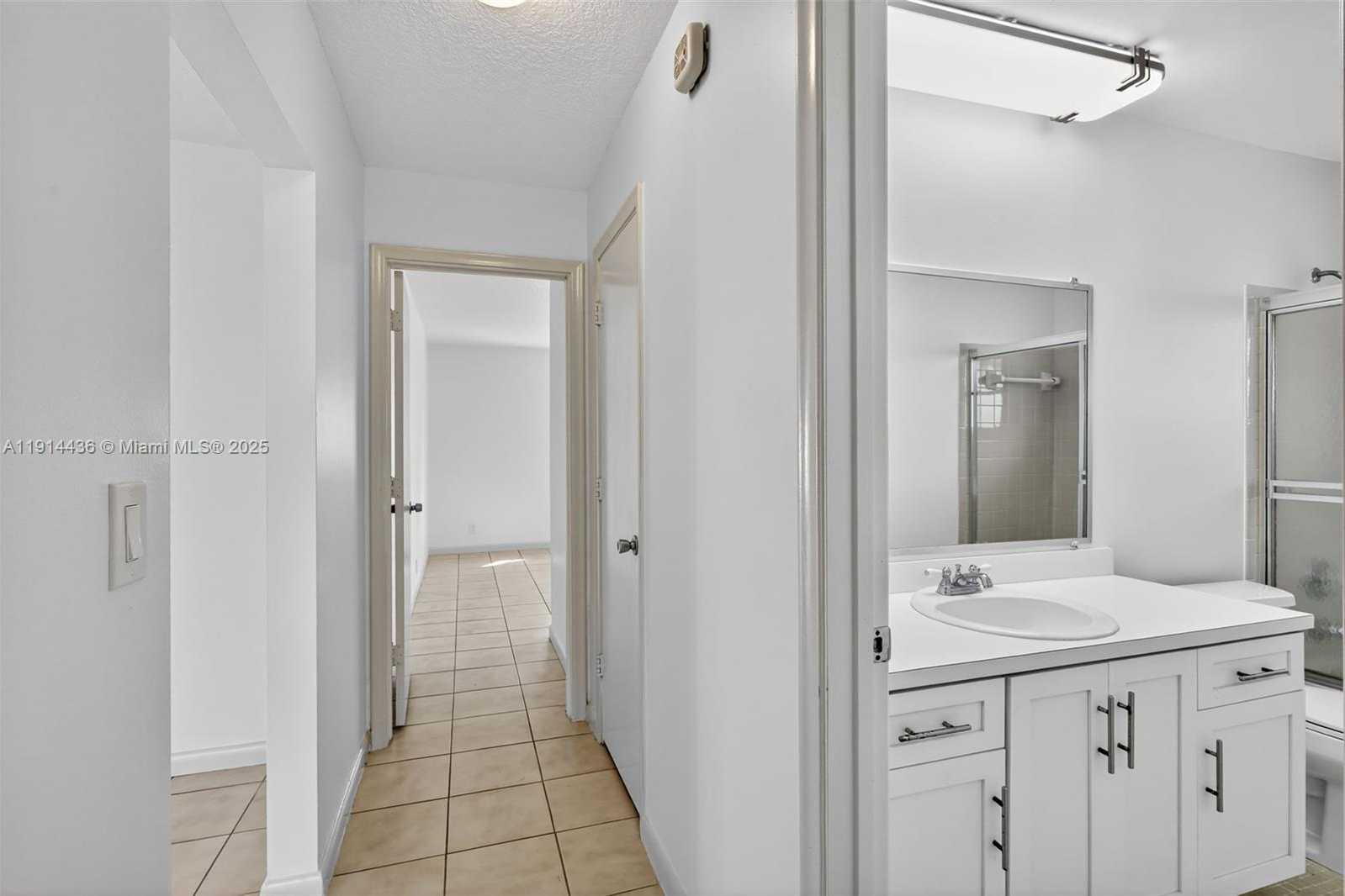 Small Image of 5331 BELLEVILLE RD #., West Palm Beach Number 26