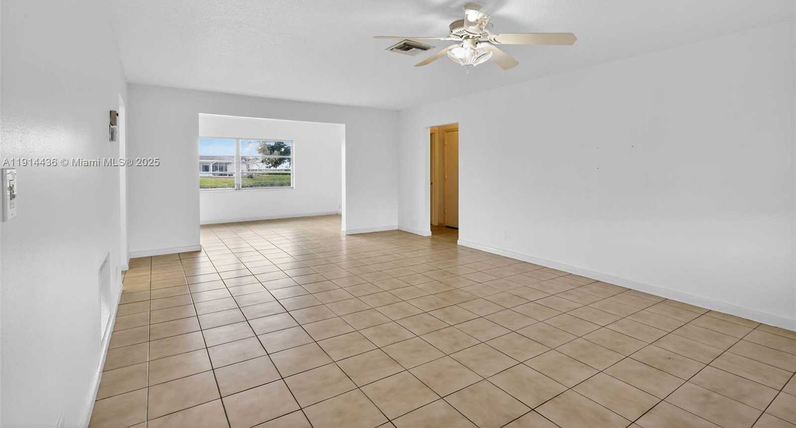 Small Image of 5331 BELLEVILLE RD #., West Palm Beach Number 4