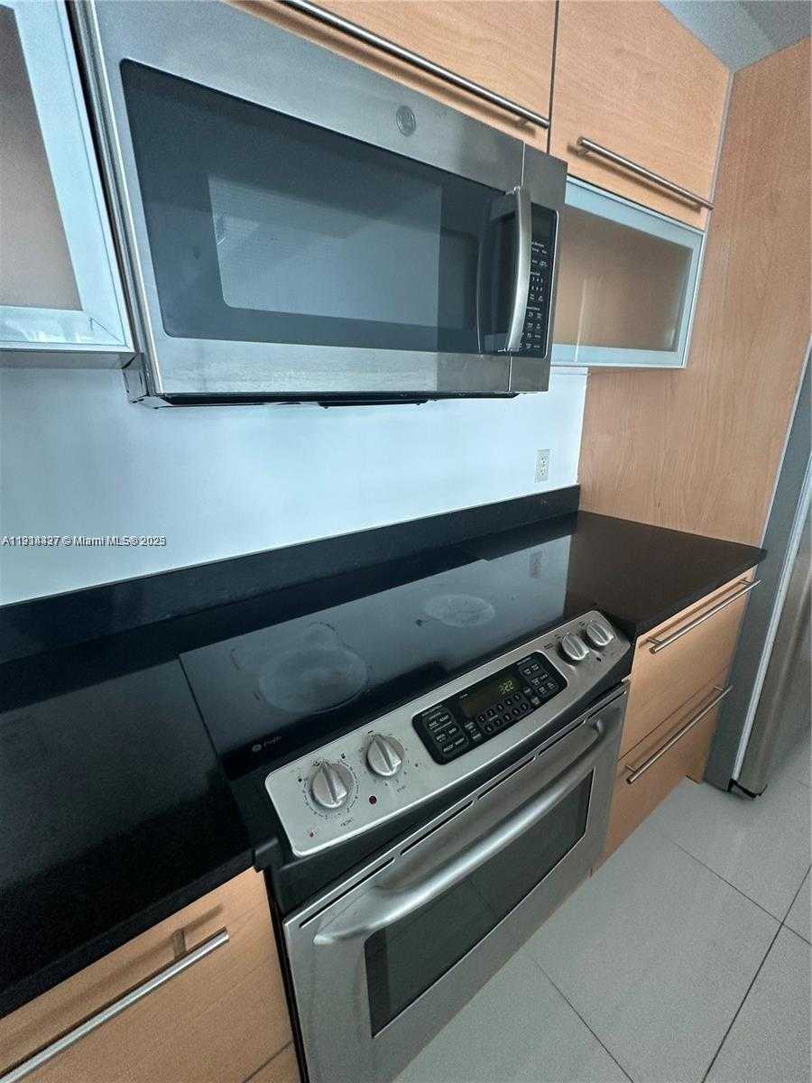 Small Image of 951 BRICKELL AVE #2901, Miami Number 3