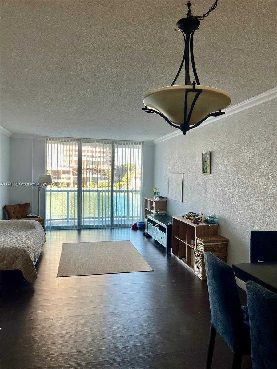 Small Image of 19390 COLLINS AVE #225, Sunny Isles Beach Number 5