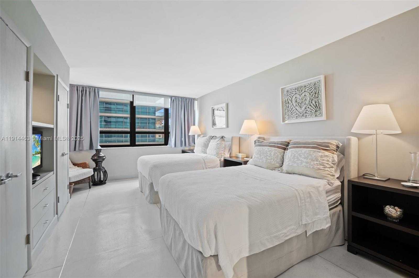 Small Image of 10205 COLLINS AVE #1007, Bal Harbour Number 26