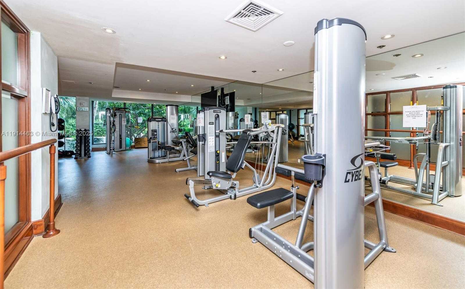 Small Image of 10205 COLLINS AVE #1007, Bal Harbour Number 42