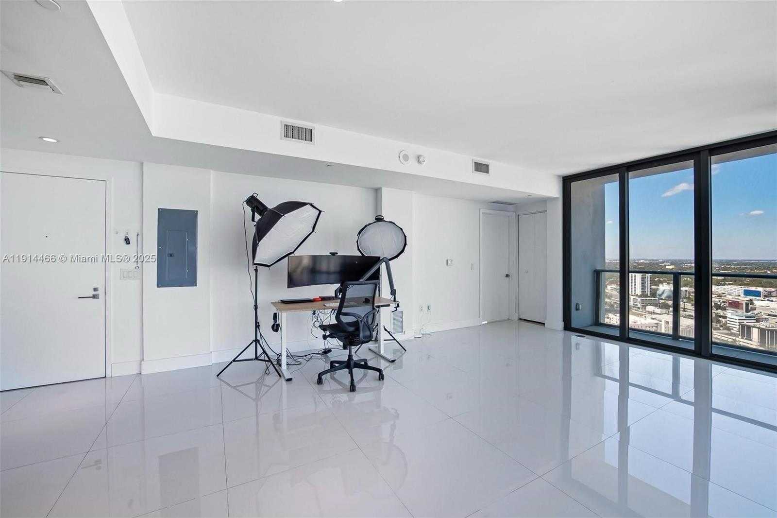 Small Image of 650 NORTH EAST 32ND ST #3408, Miami Number 5