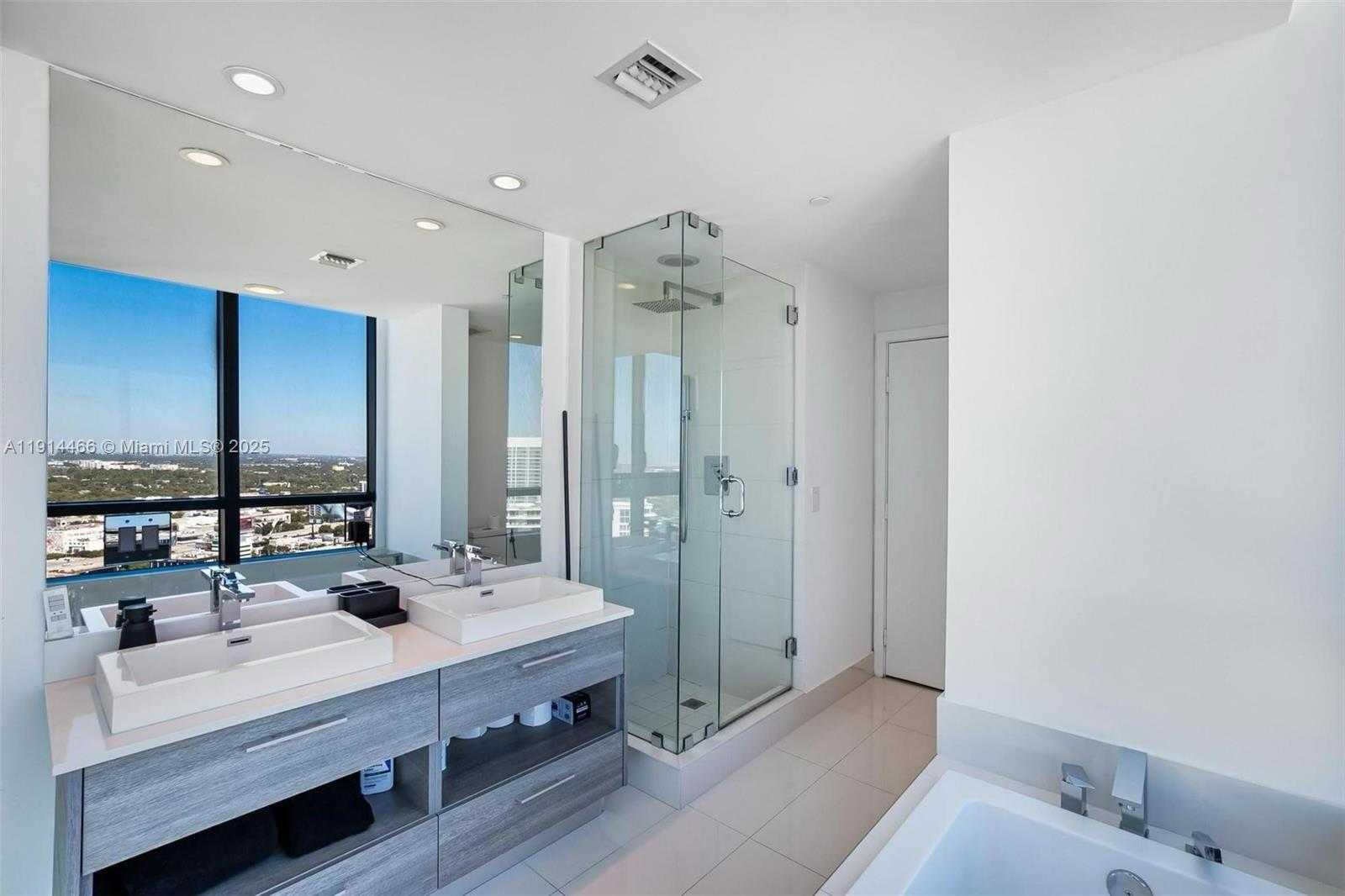 Small Image of 650 NORTH EAST 32ND ST #3408, Miami Number 9