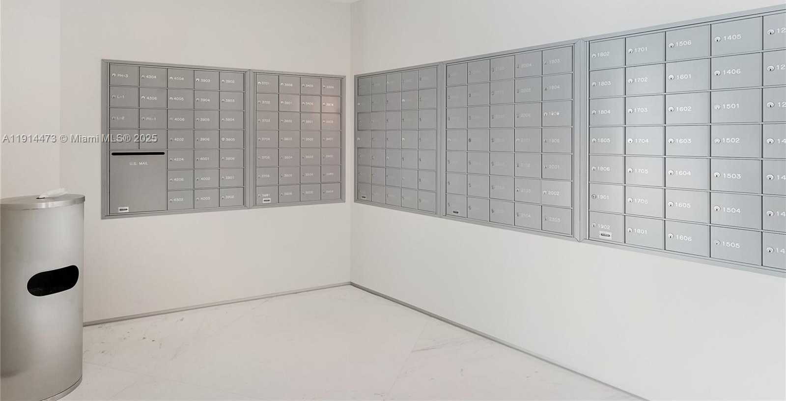 Small Image of 300 SOUTH POINTE DR #405, Miami Beach Number 62