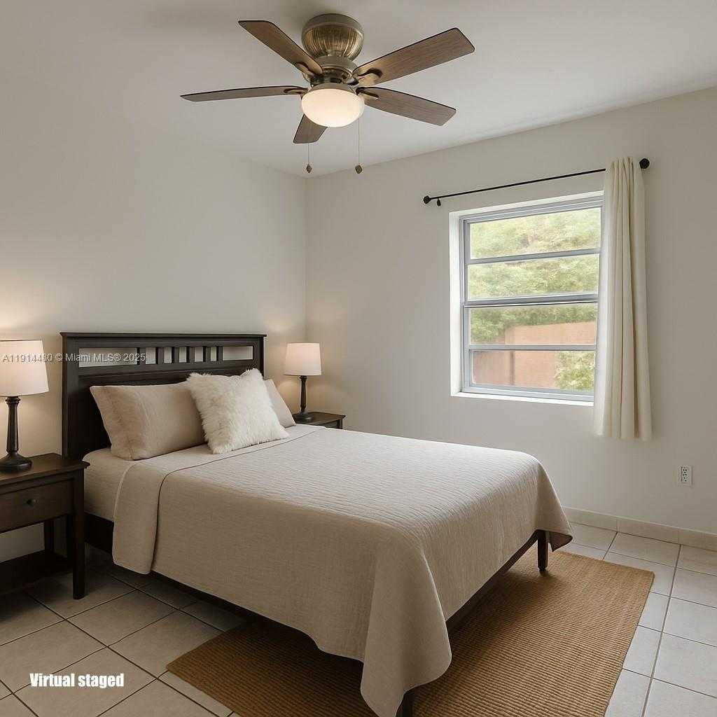 Small Image of 413 SWAN AVE, Miami Springs Number 7