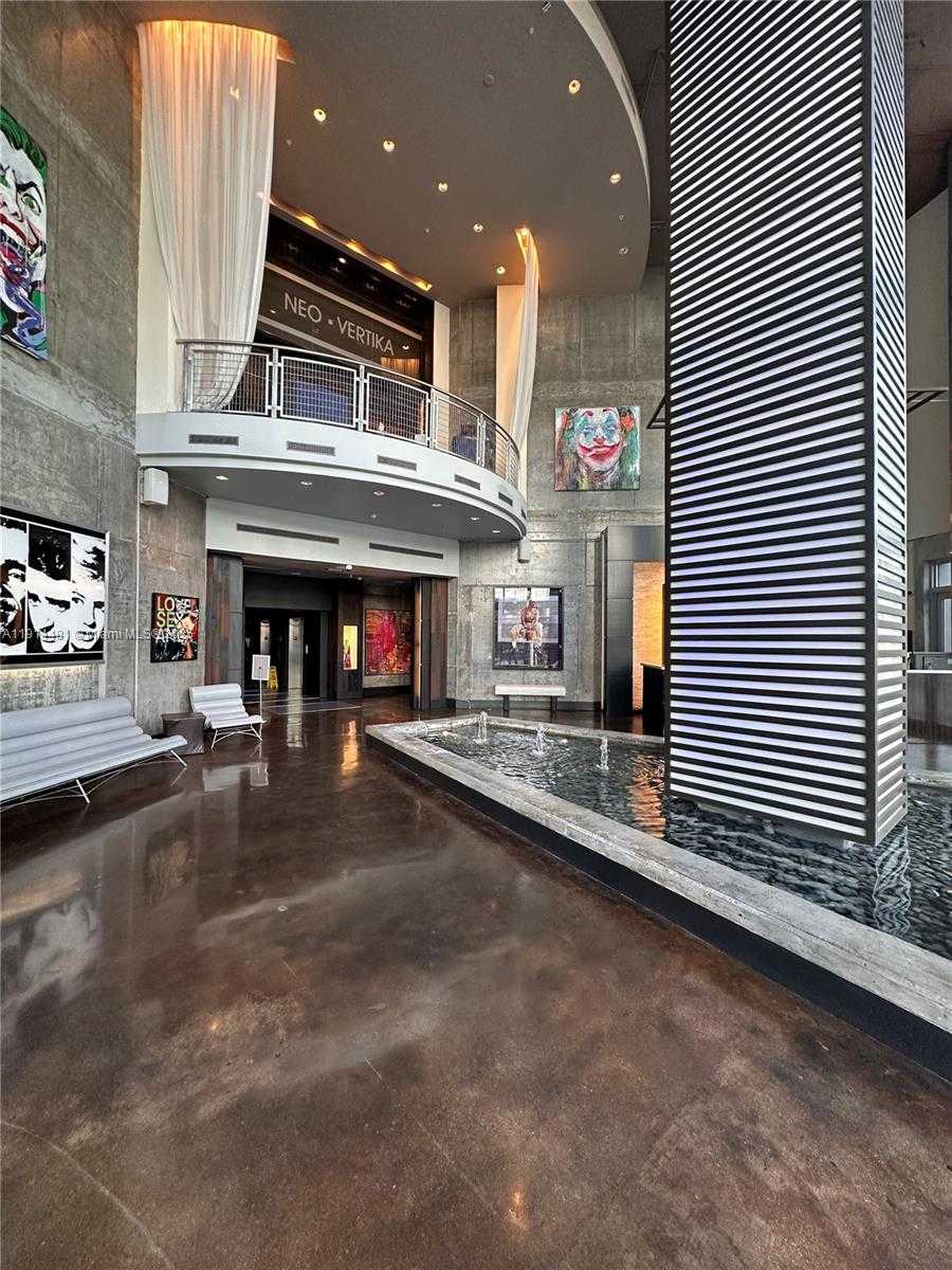 Small Image of 690 SOUTH WEST 1ST CT #1513, Miami Number 26