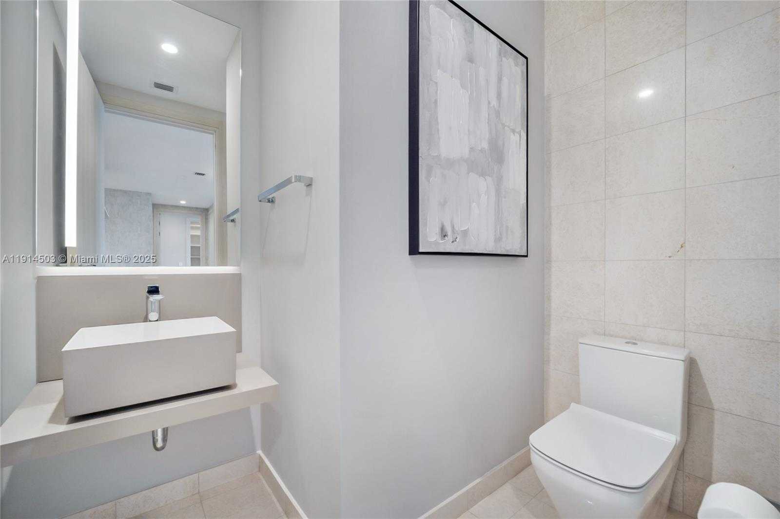 Small Image of 1000 BRICKELL PLZ #PH5006, Miami Number 8