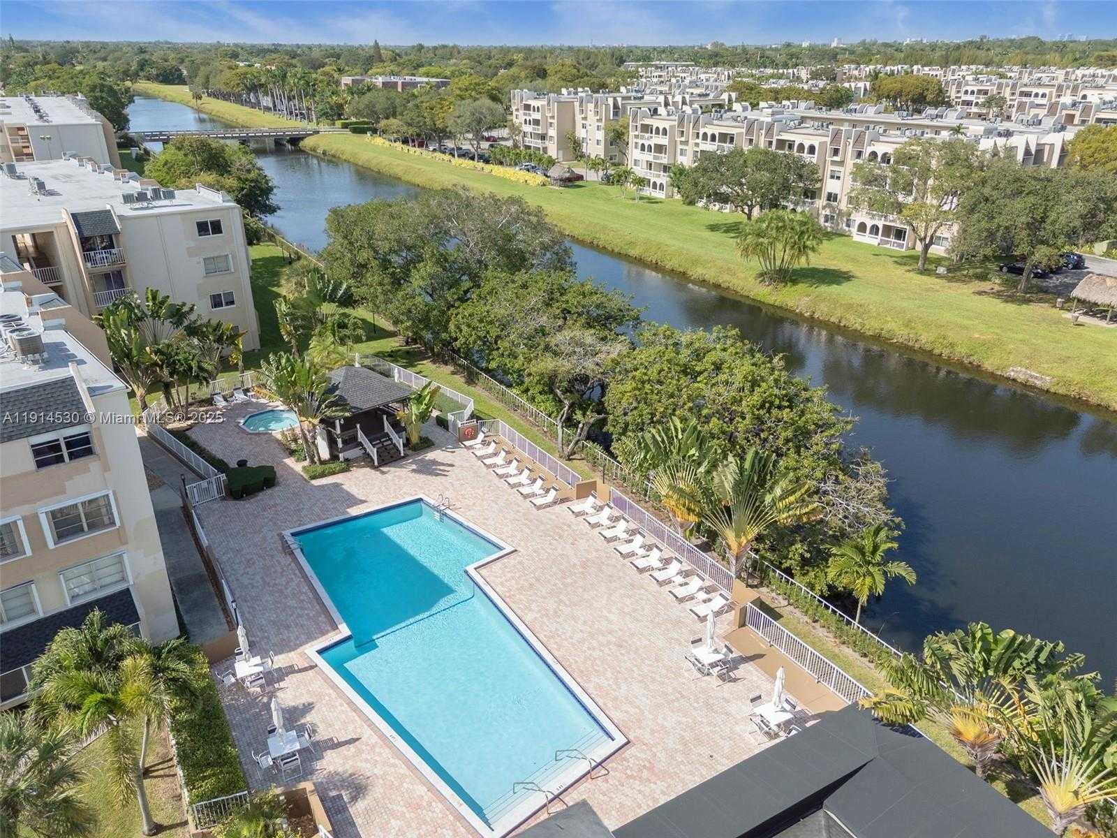 Small Image of 7785 SOUTH WEST 86TH ST #E-222, Miami Number 10